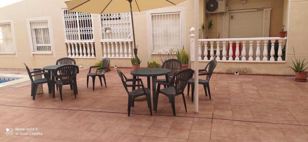 Estudio Wifi Bano 1 Sofa Cama Doble Piscina Playa 100Mts Torrevieja Zewnętrze zdjęcie
